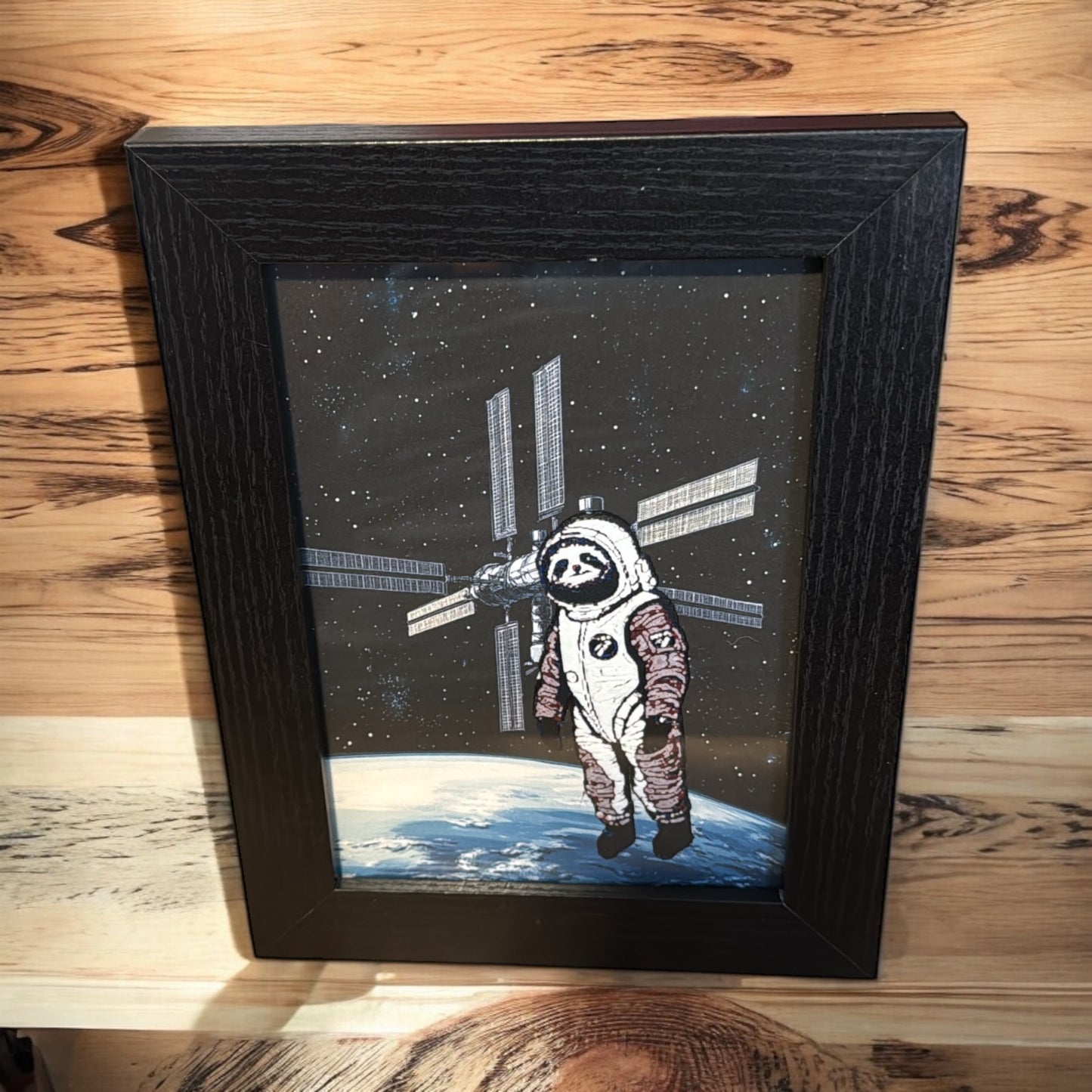 Adorable Astronaut Sloth Wall Piece - Unique Space-themed Home Décor